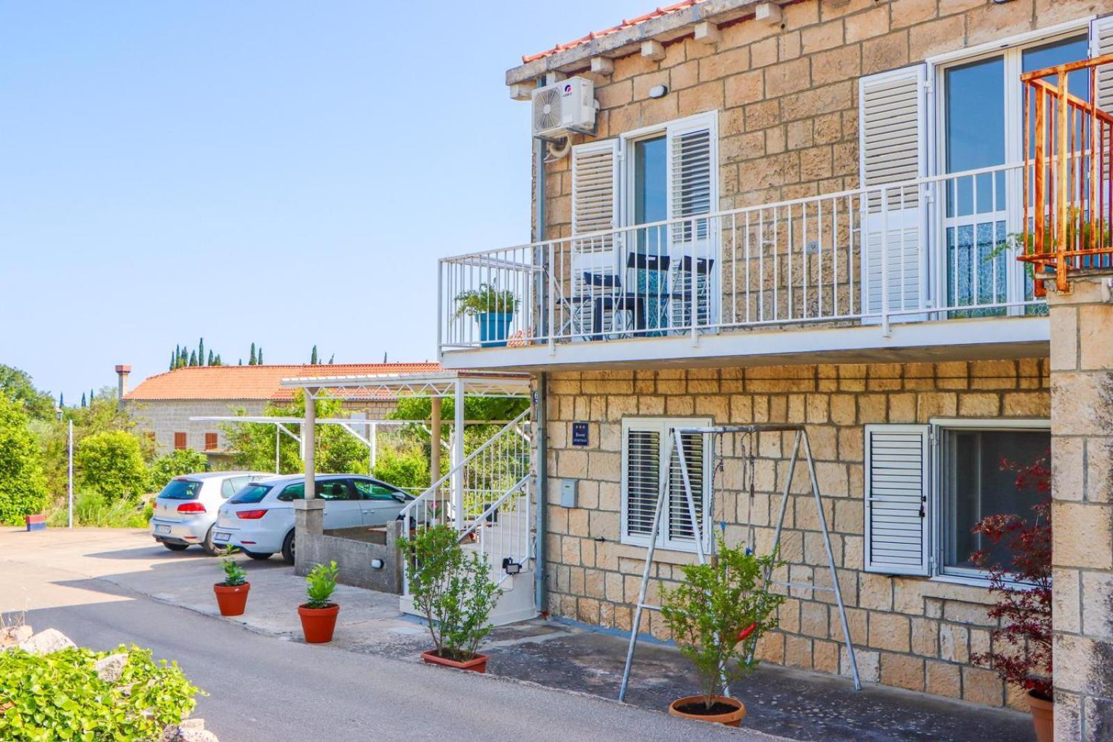 Konavle Village Apartment Čilipi Екстериор снимка
